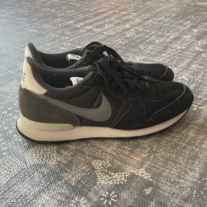Nike Individualist Sneaker
